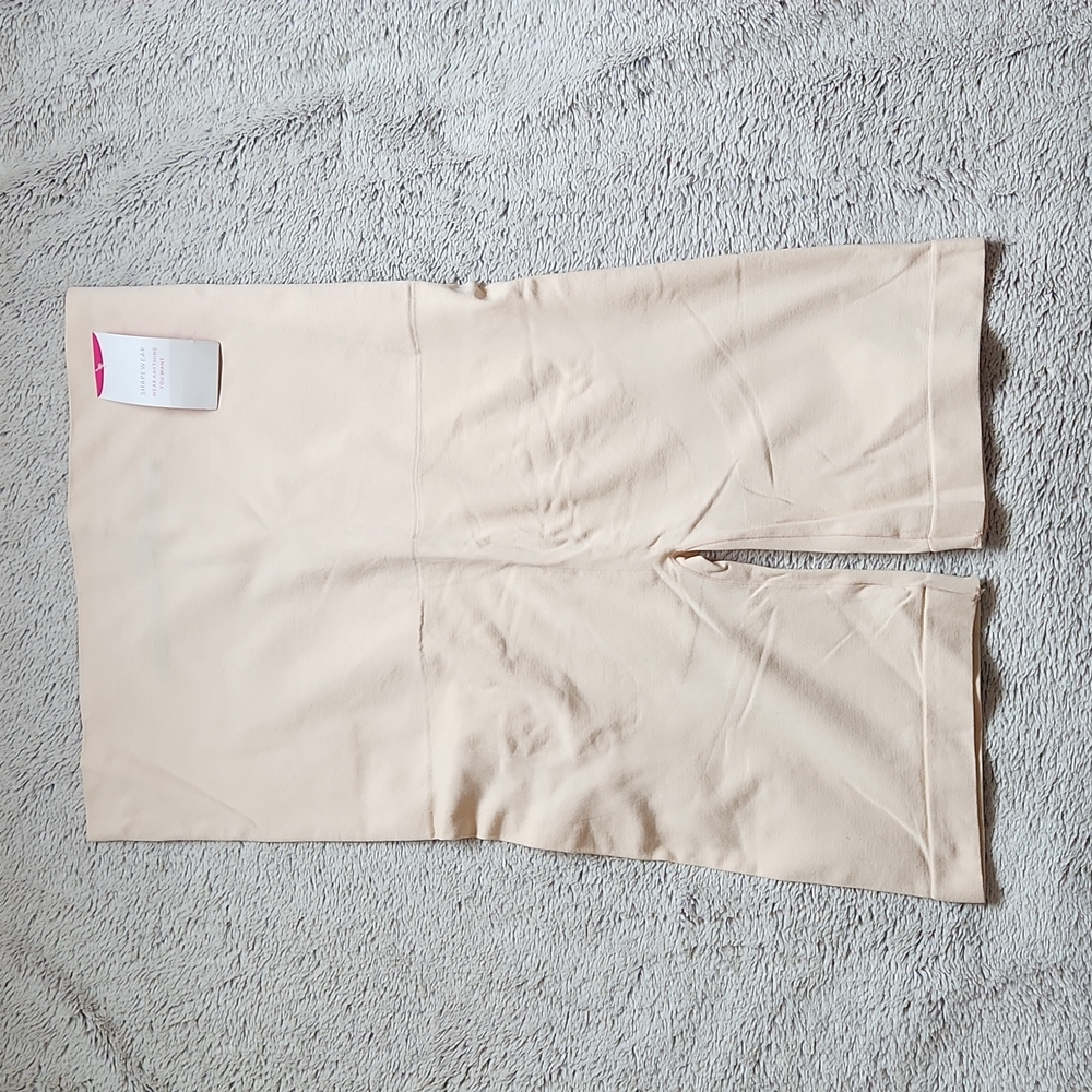 NWT Shapewear high-waisted shaper shorts size 4XL beige cream